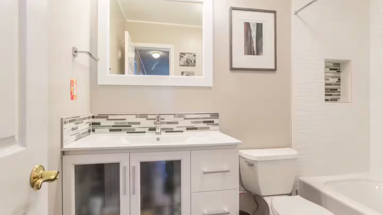 Photo of Bathroom in Lower Arapahoe