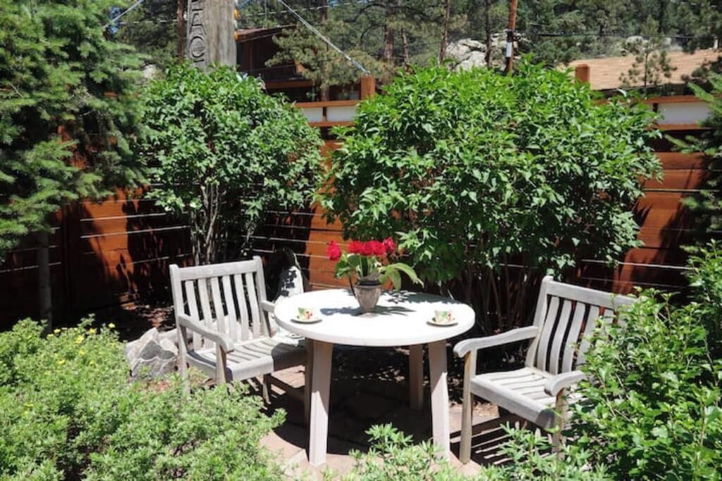 Photo of Outdoor in Drake