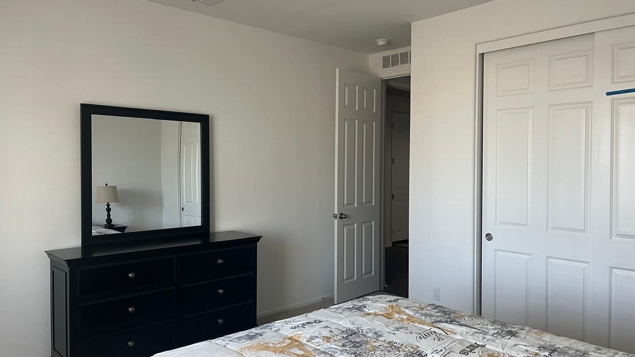Photo of Bedroom in Victorville
