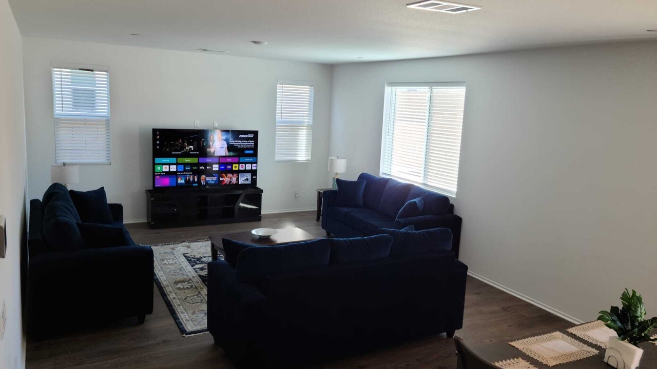 Photo of Livingroom in Victorville