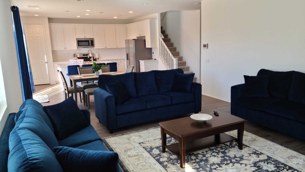 Photo of Livingroom in Victorville