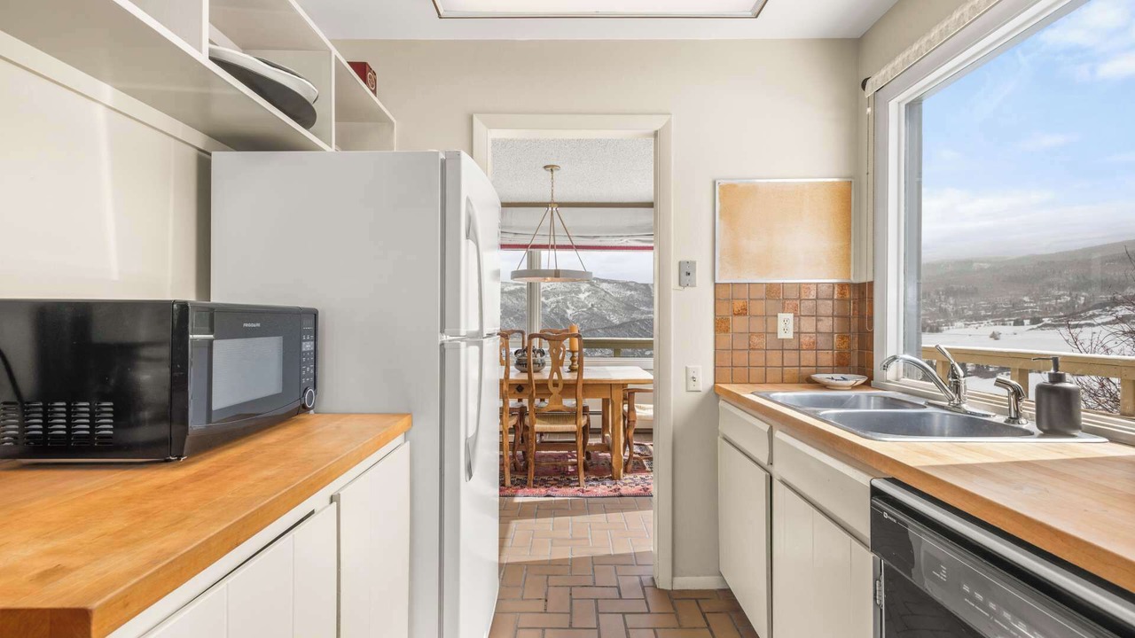 Photo of Kitchen in Snowmass Village