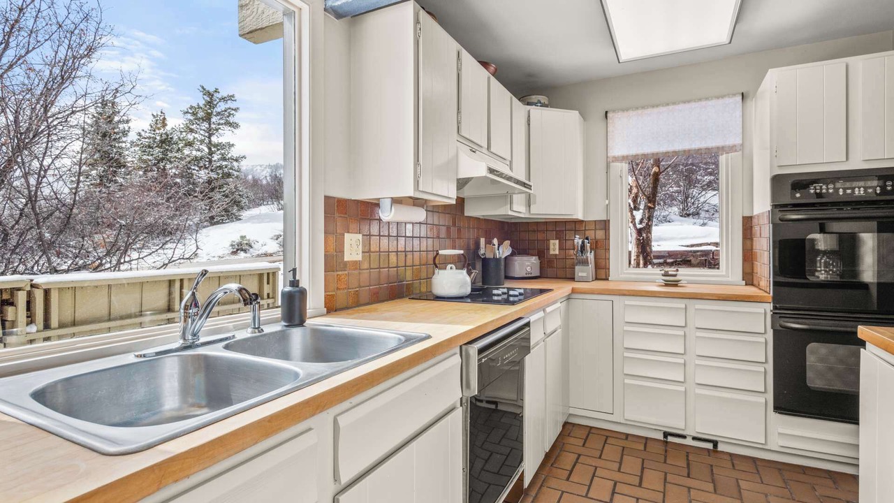 Photo of Kitchen in Snowmass Village