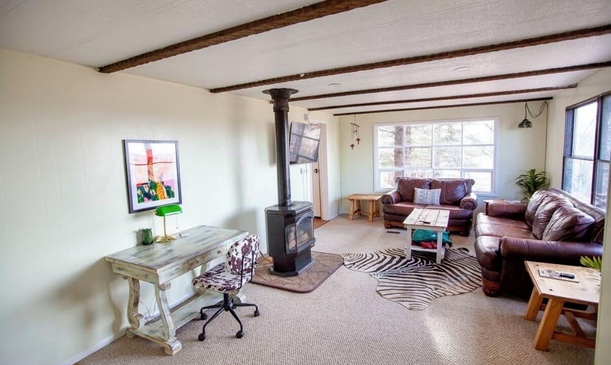Photo of Livingroom in Laramie