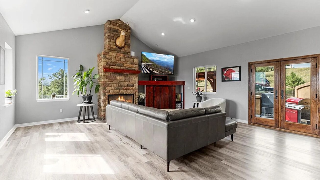 Photo of Livingroom in Florissant