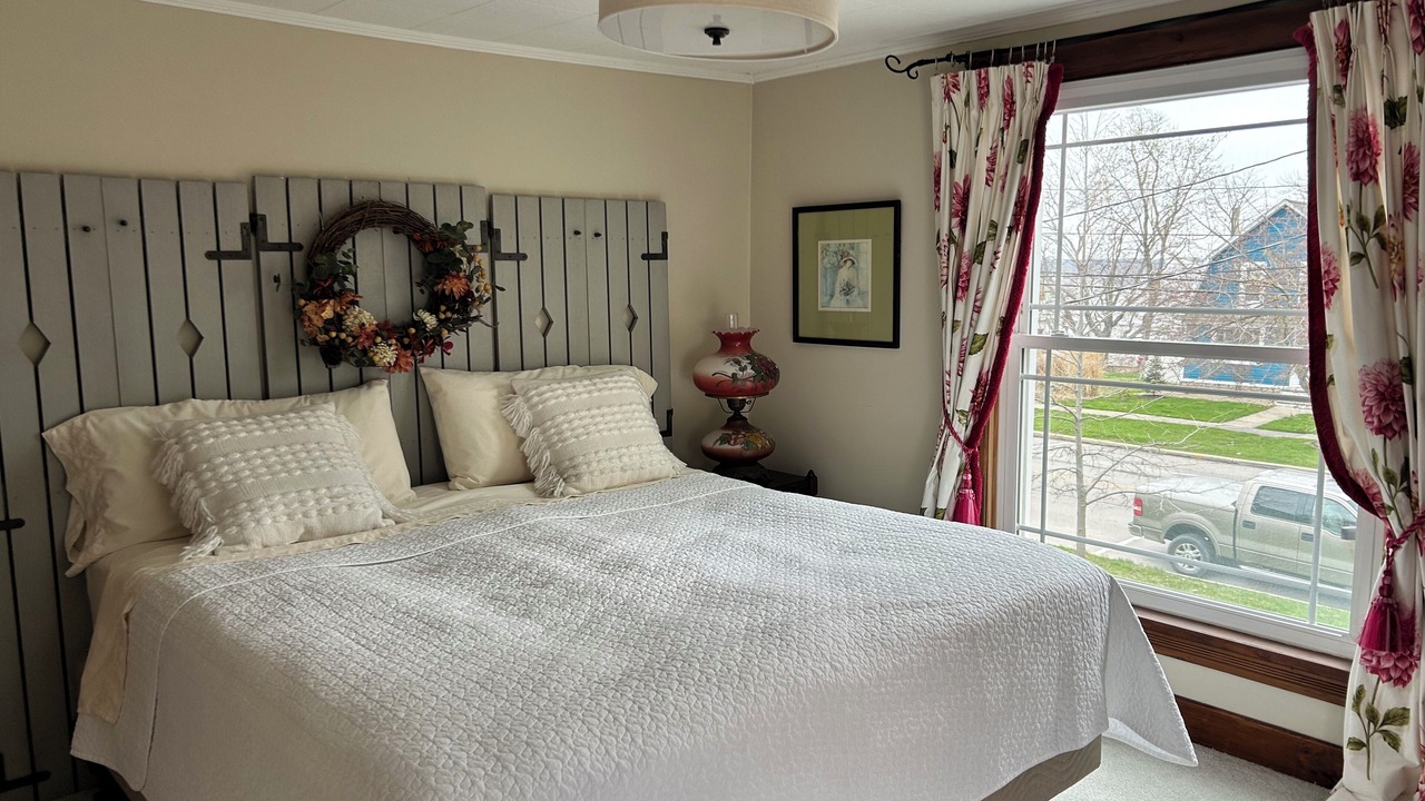 Photo of Bedroom in Fairport Harbor