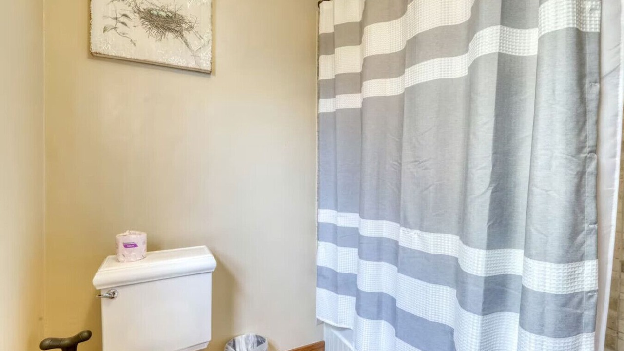 Photo of Bathroom in Eureka