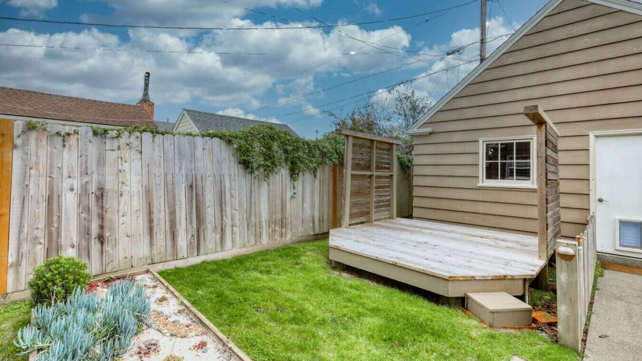 Photo of Patio Balcony in Eureka