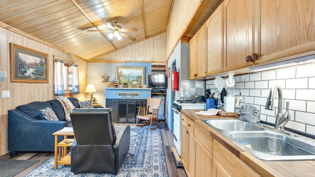 Photo of Kitchen in Drake