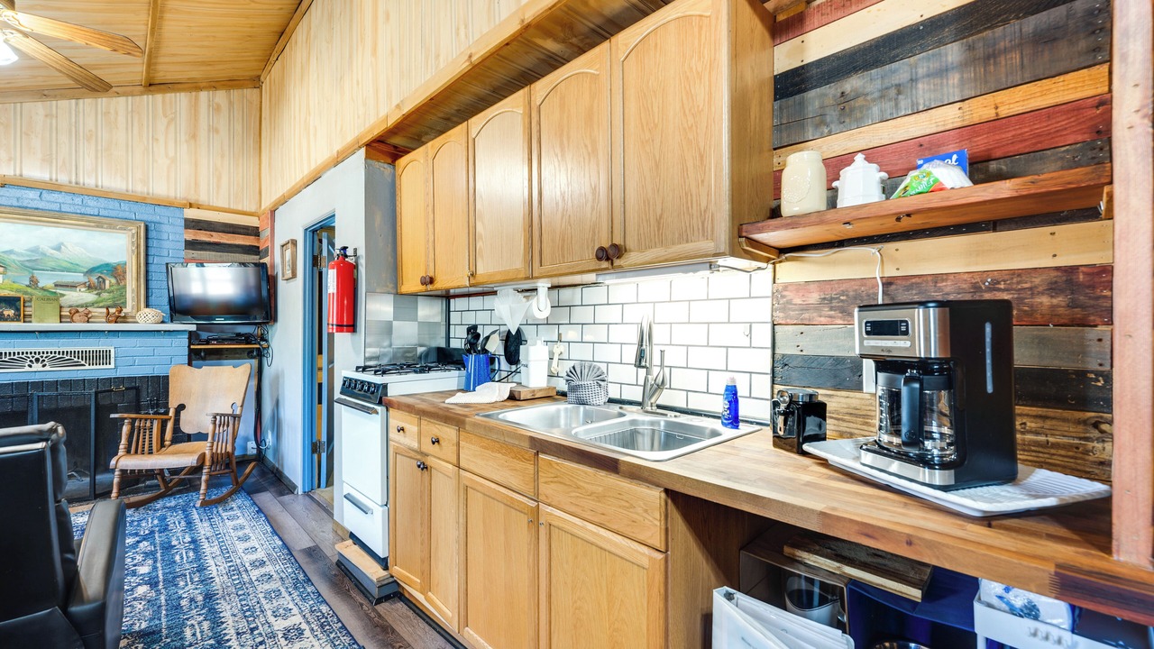 Photo of Kitchen in Drake