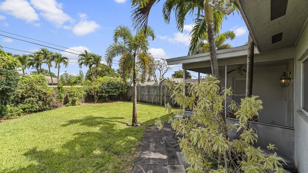 Photo of Patio Balcony in Coral Ridge Isles
