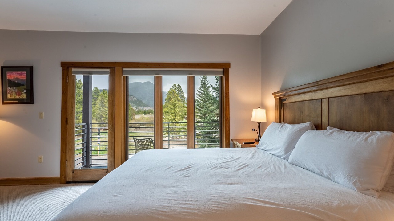 Photo of Bedroom in Mountain House