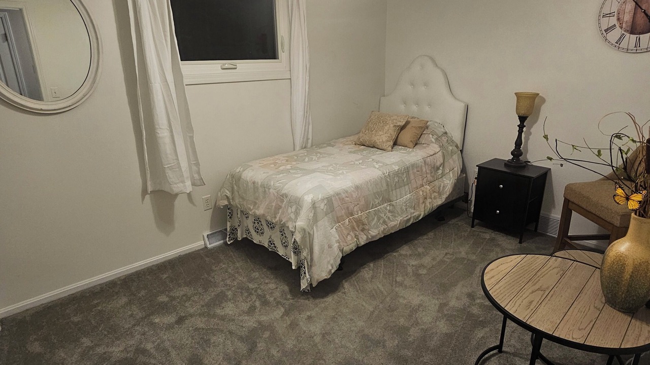Photo of Bedroom in Avon Lake