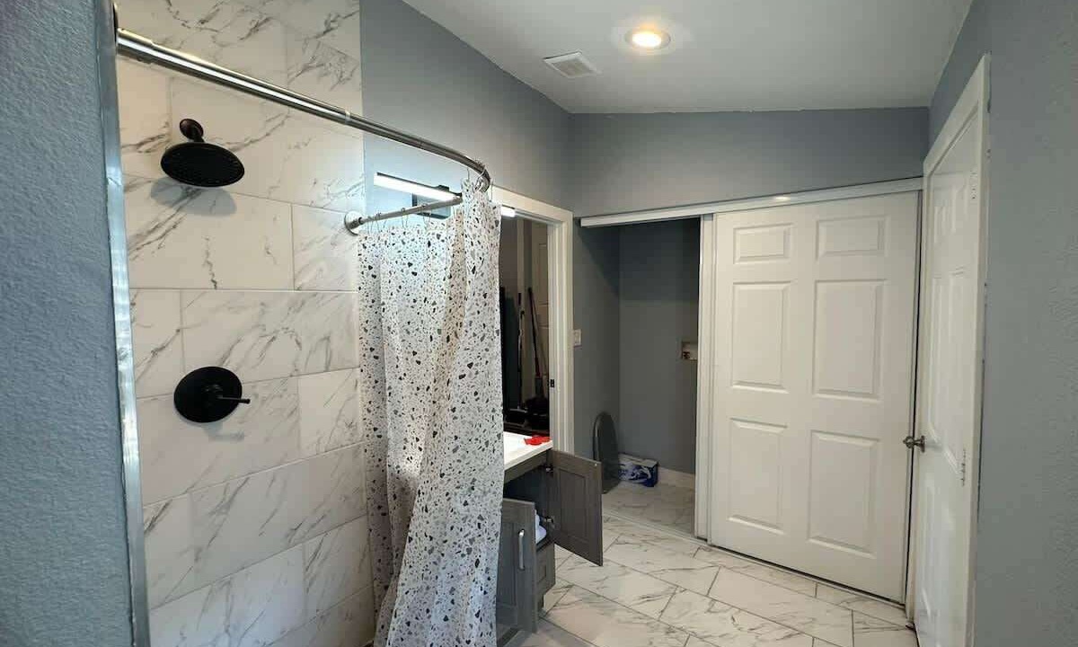 Photo of Bathroom in Sunrise Manor