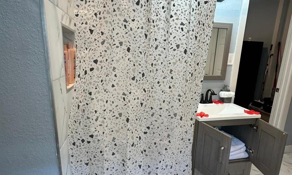 Photo of Bathroom in Sunrise Manor