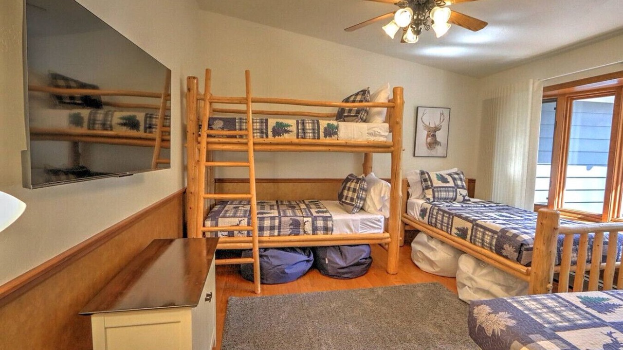 Photo of Bedroom in Glenwood Springs