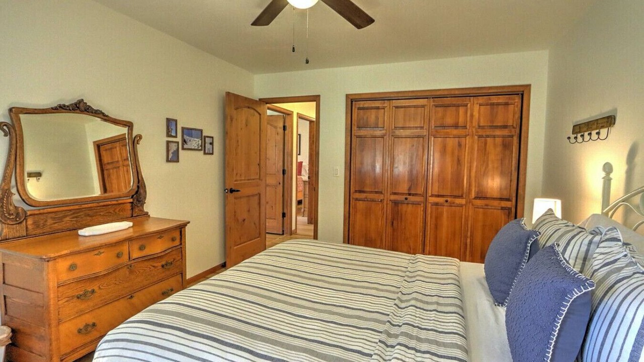 Photo of Bedroom in Glenwood Springs
