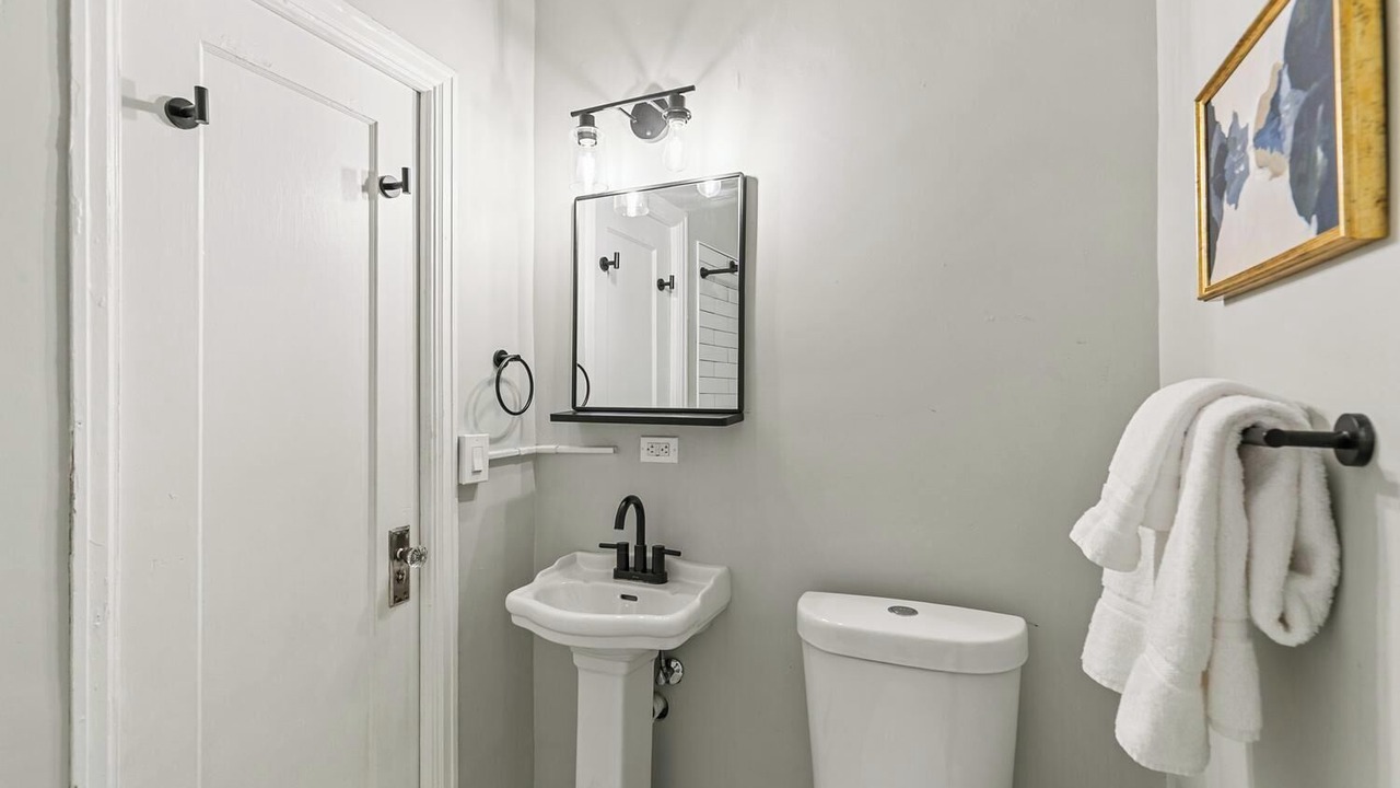 Photo of Bathroom in City Park