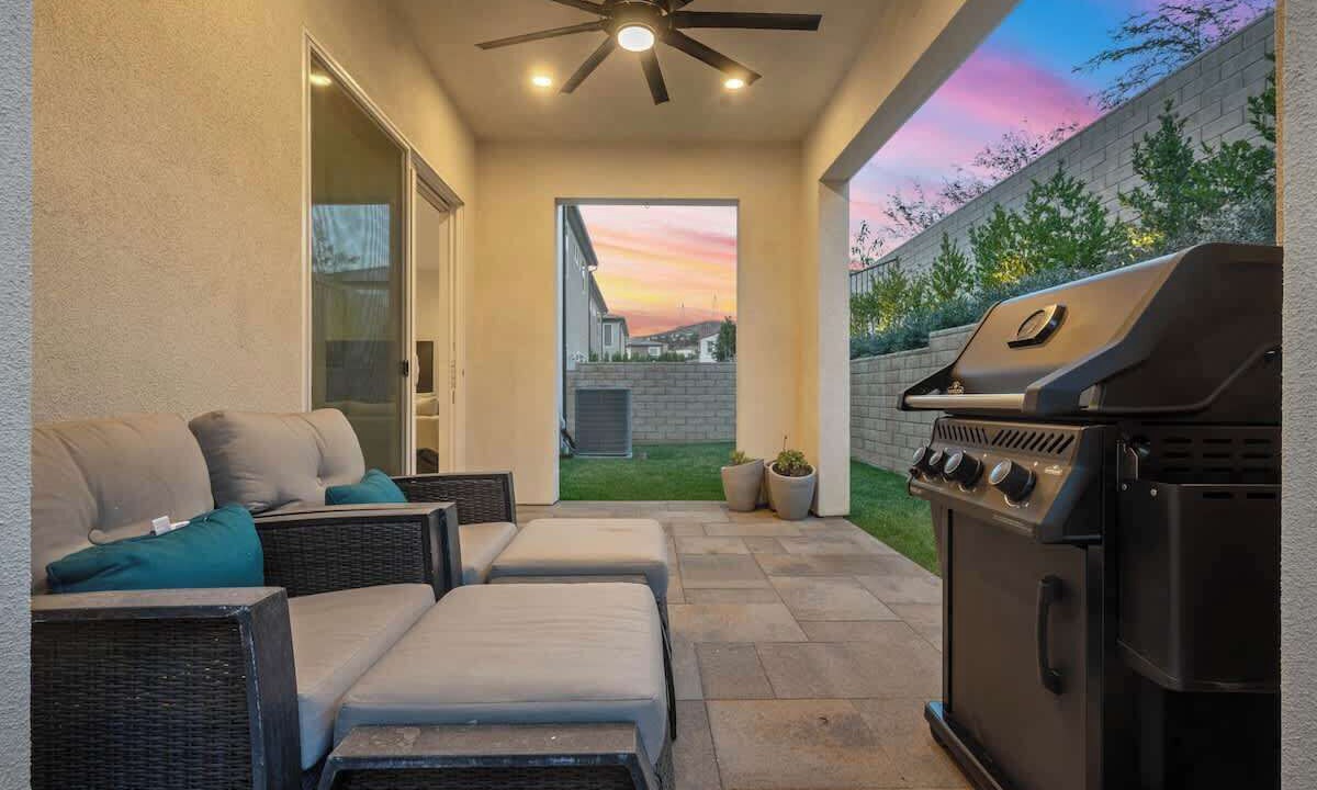 Photo of Patio Balcony in Canyon Country