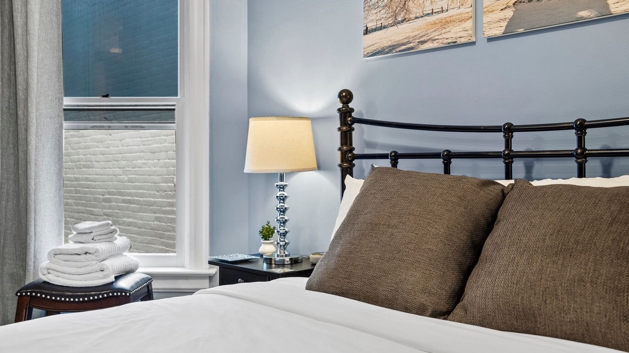 Photo of Bedroom in Capitol Hill