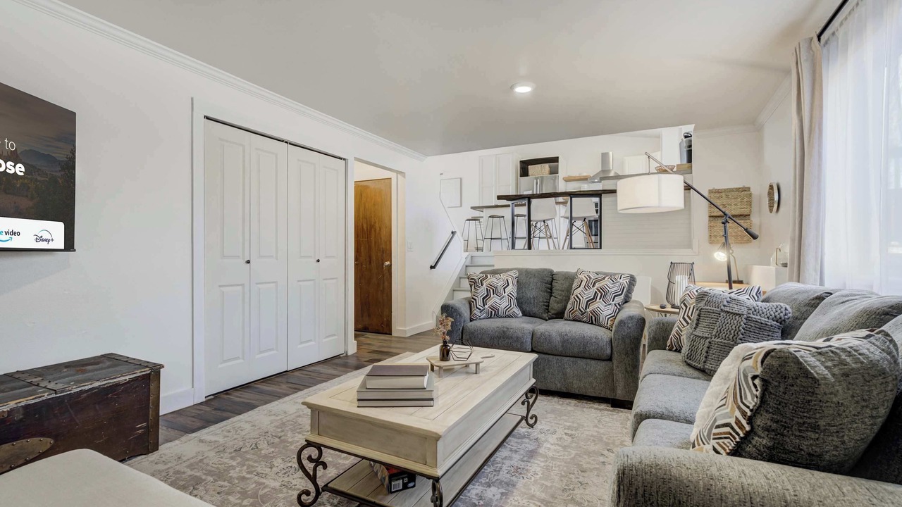 Photo of Bedroom in Cheyenne Meadows