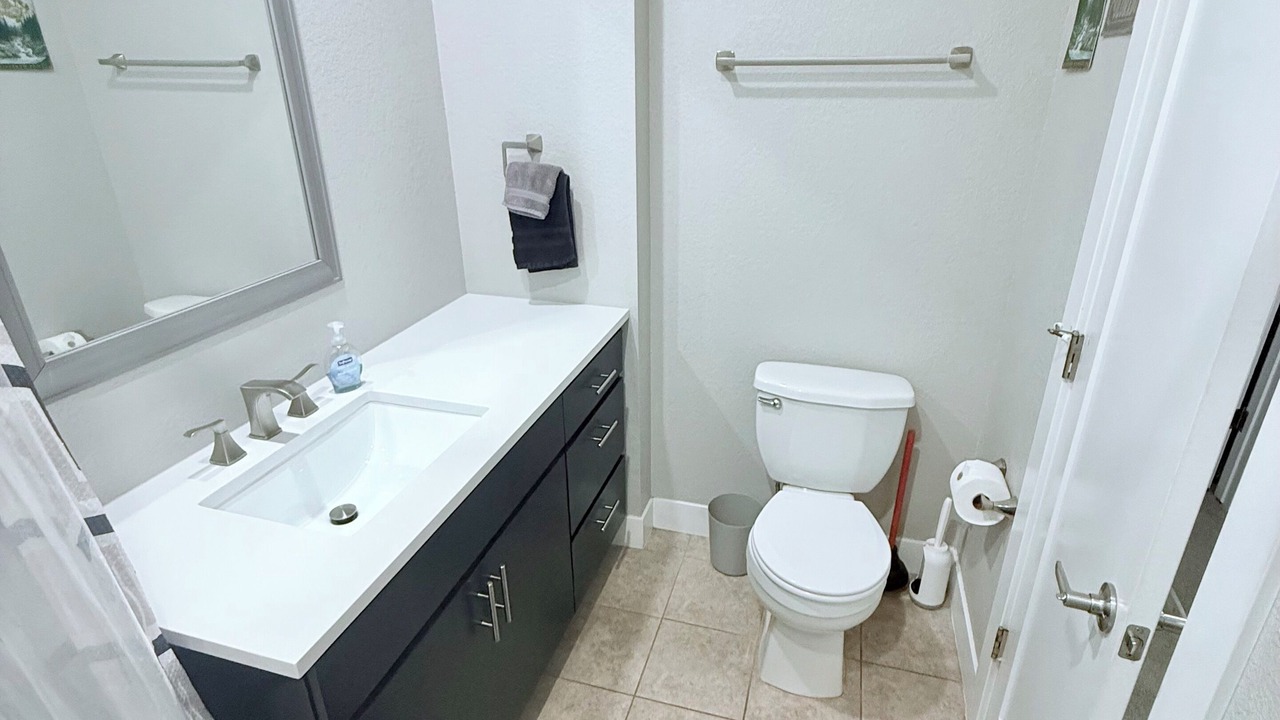 Photo of Bathroom in Curtis Park
