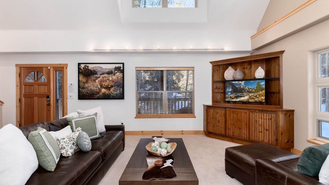 Photo of Livingroom in Blue River