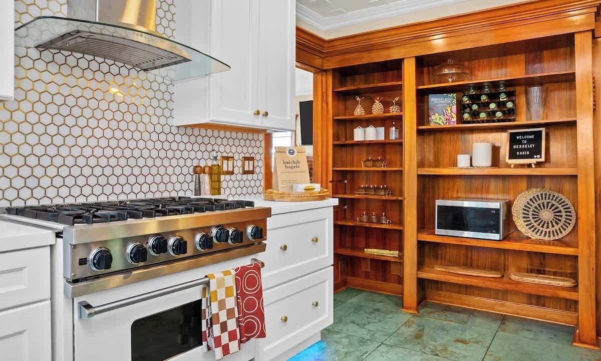 Photo of Kitchen in Elmwood