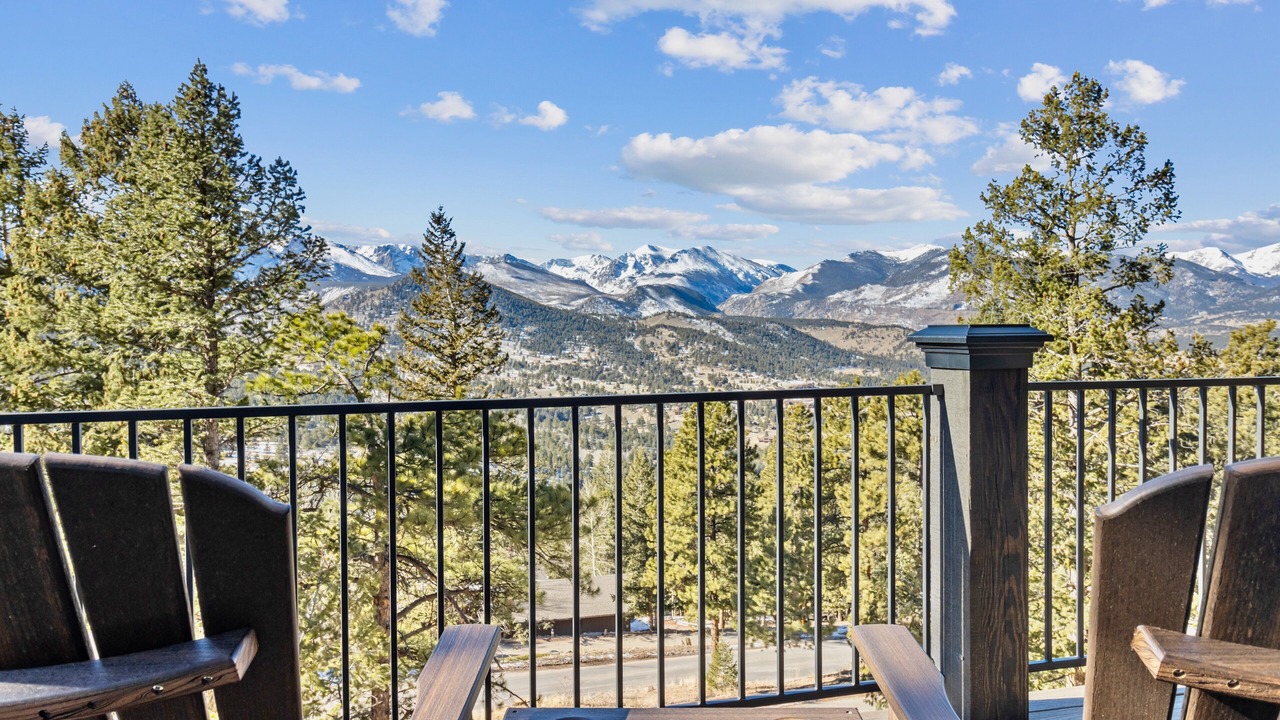 Photo of Outdoor in Windcliff Estates