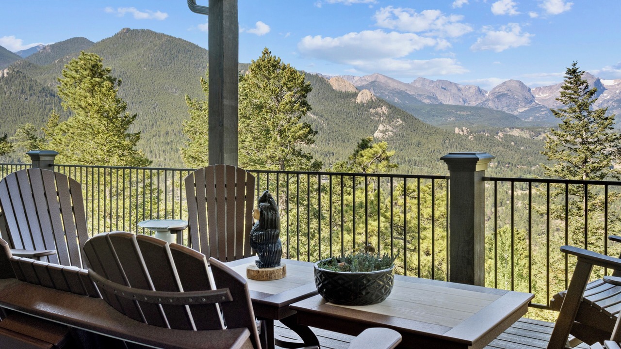 Photo of Outdoor in Windcliff Estates