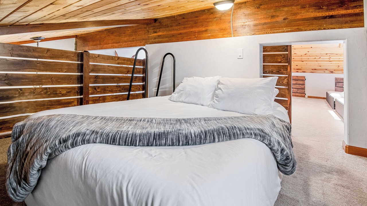 Photo of Bedroom in Eagle-Vail