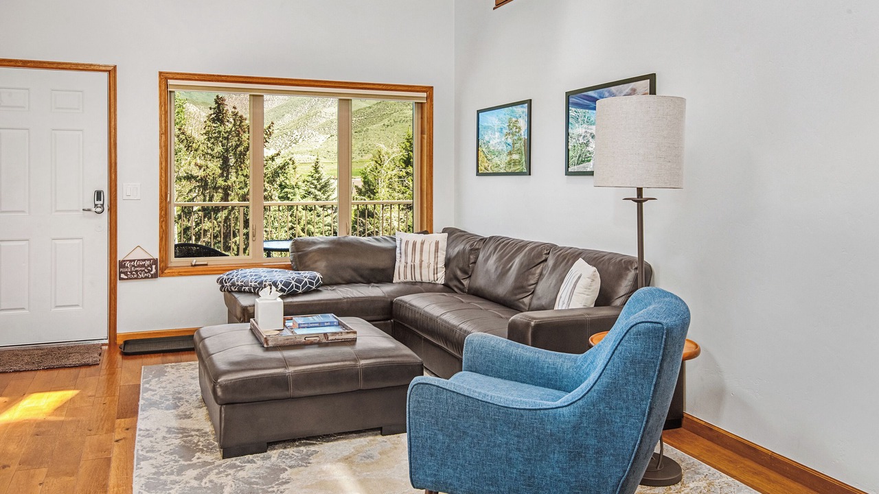 Photo of Livingroom in Eagle-Vail