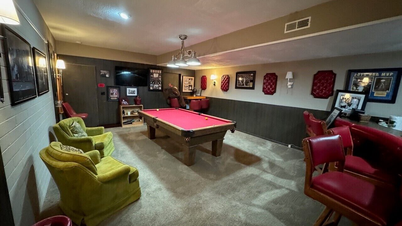 Photo of Bedroom in Skyland