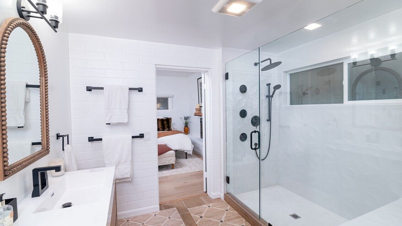 Photo of Bathroom in Skyland