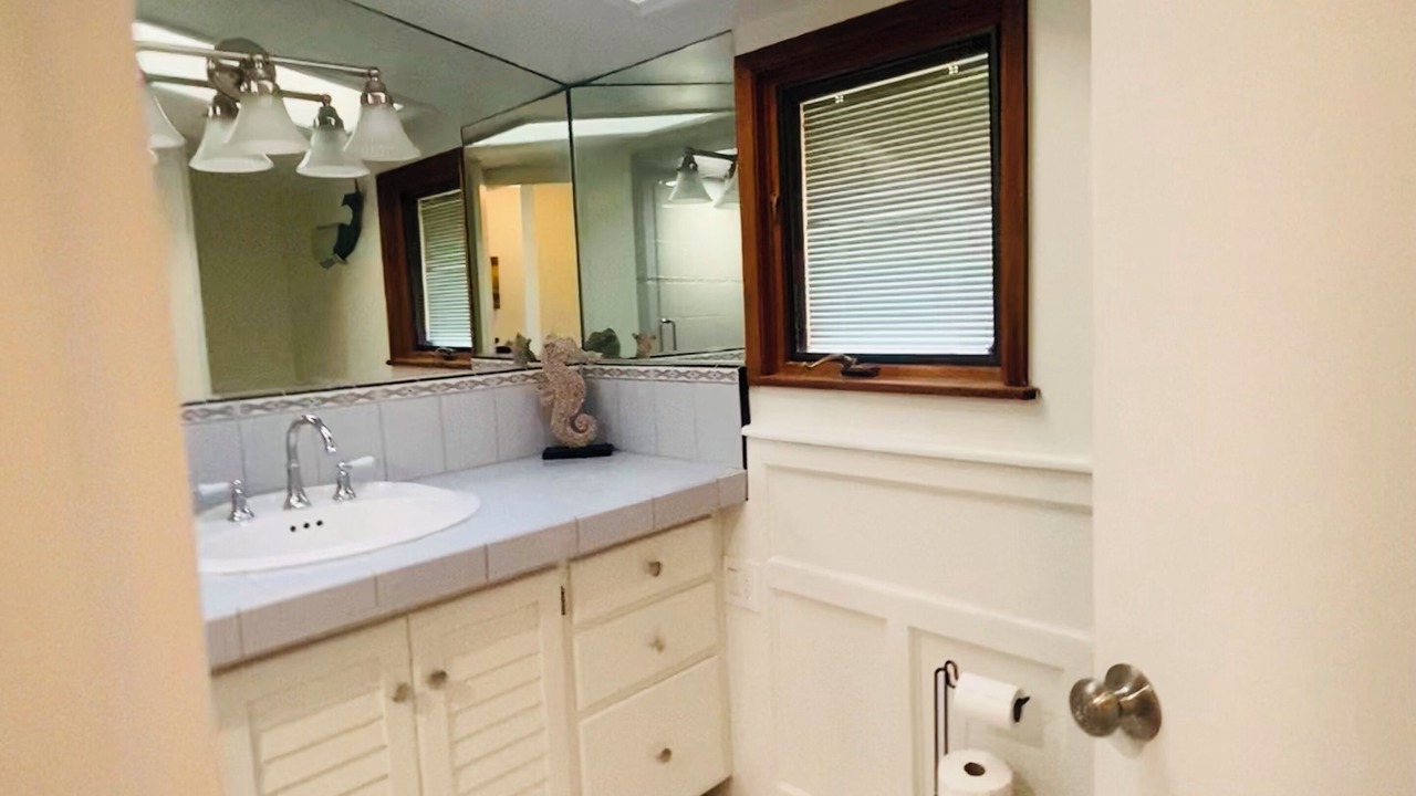 Photo of Bathroom in Laguna Beach
