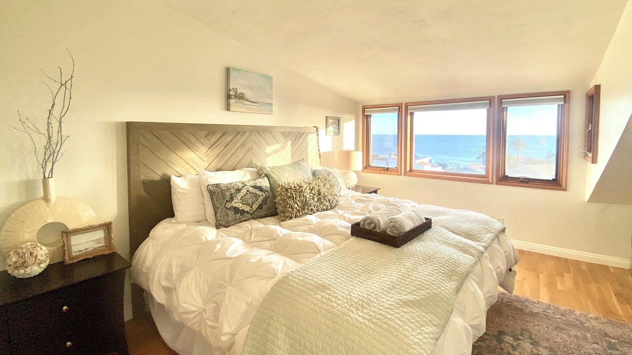 Photo of Bedroom in Laguna Beach