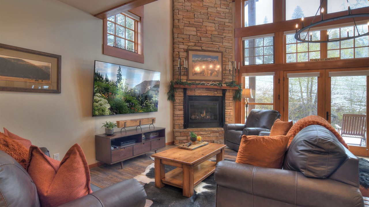 Photo of Livingroom in Purgatory