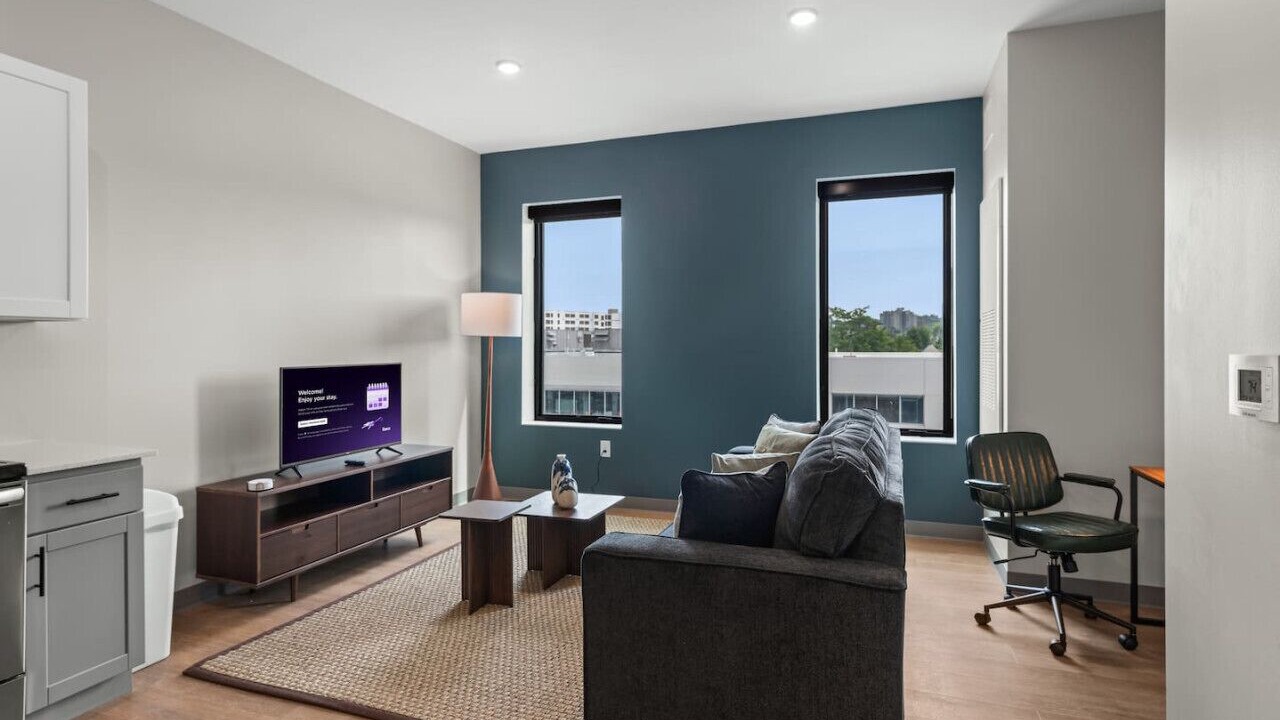 Photo of Livingroom in Cleveland