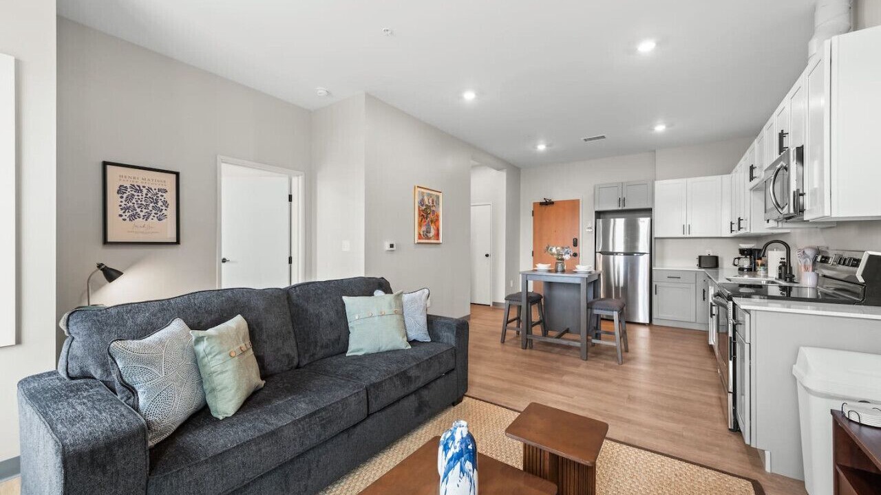 Photo of Livingroom in Cleveland