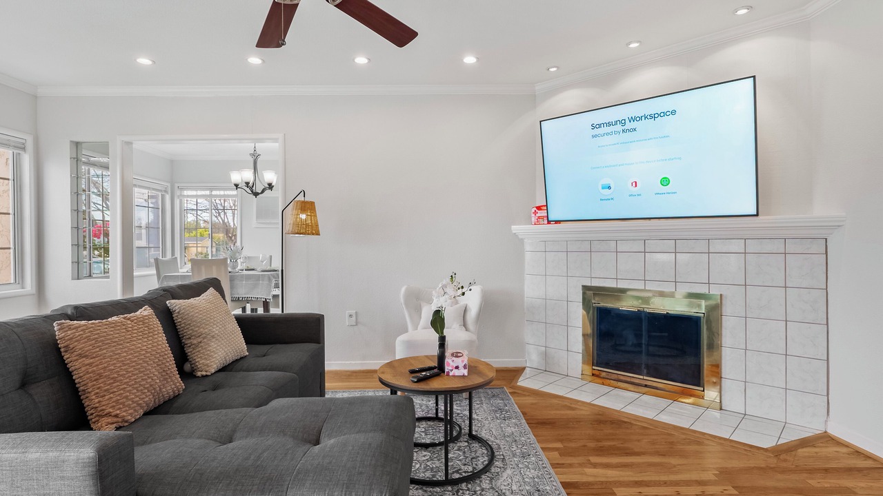 Photo of Livingroom in Alum Rock