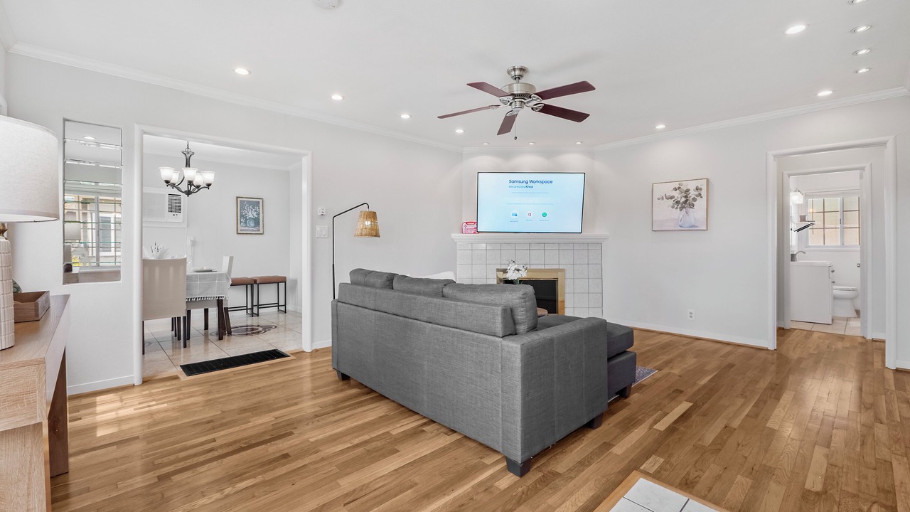 Photo of Livingroom in Alum Rock