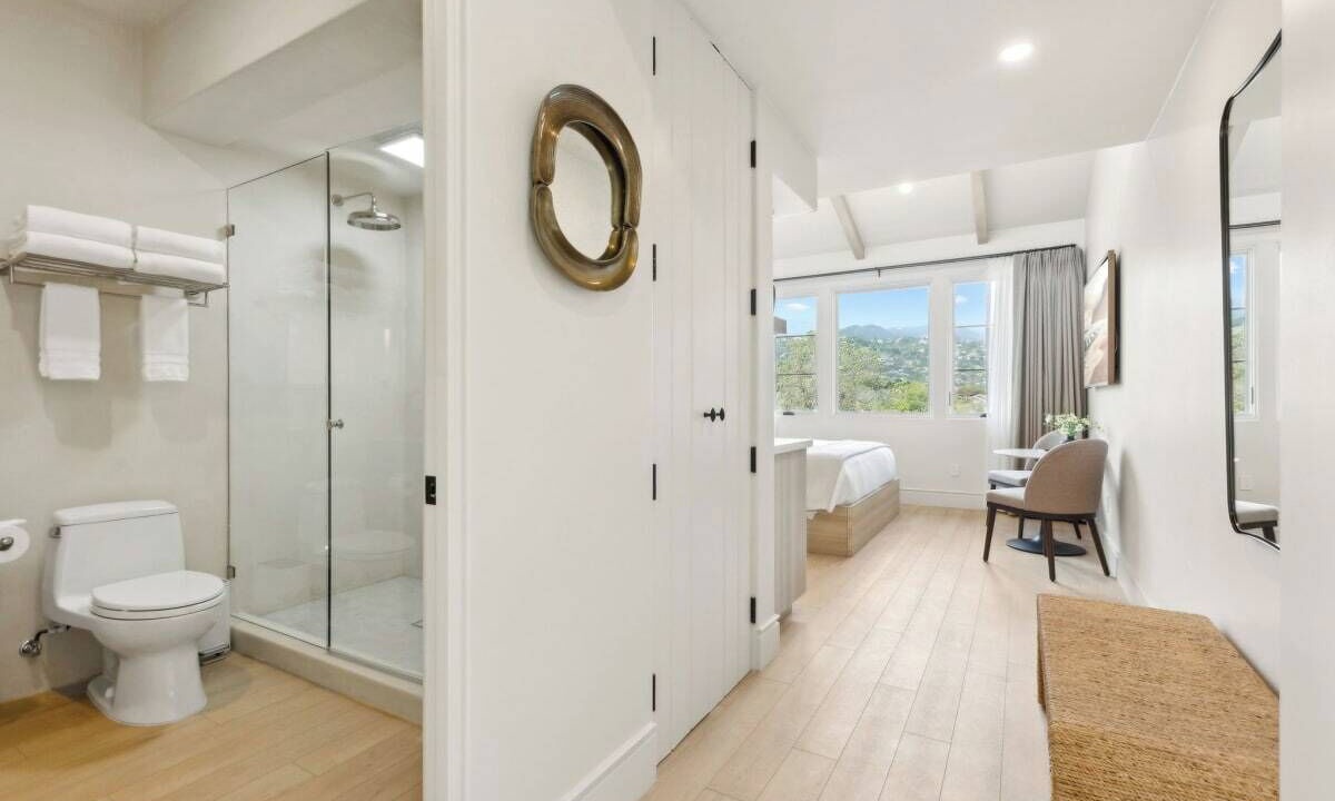 Photo of Bathroom in Laguna