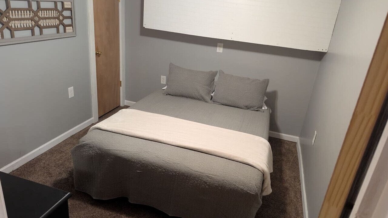 Photo of Bedroom in Massillon