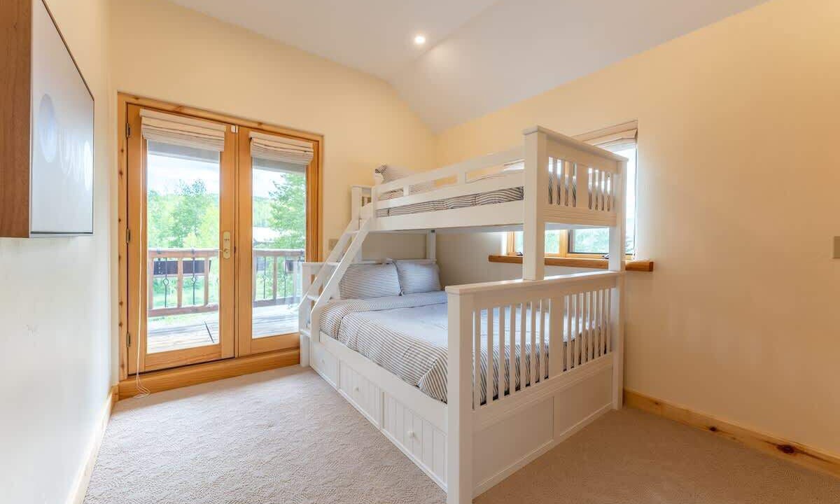 Photo of Bedroom in Mount Crested Butte