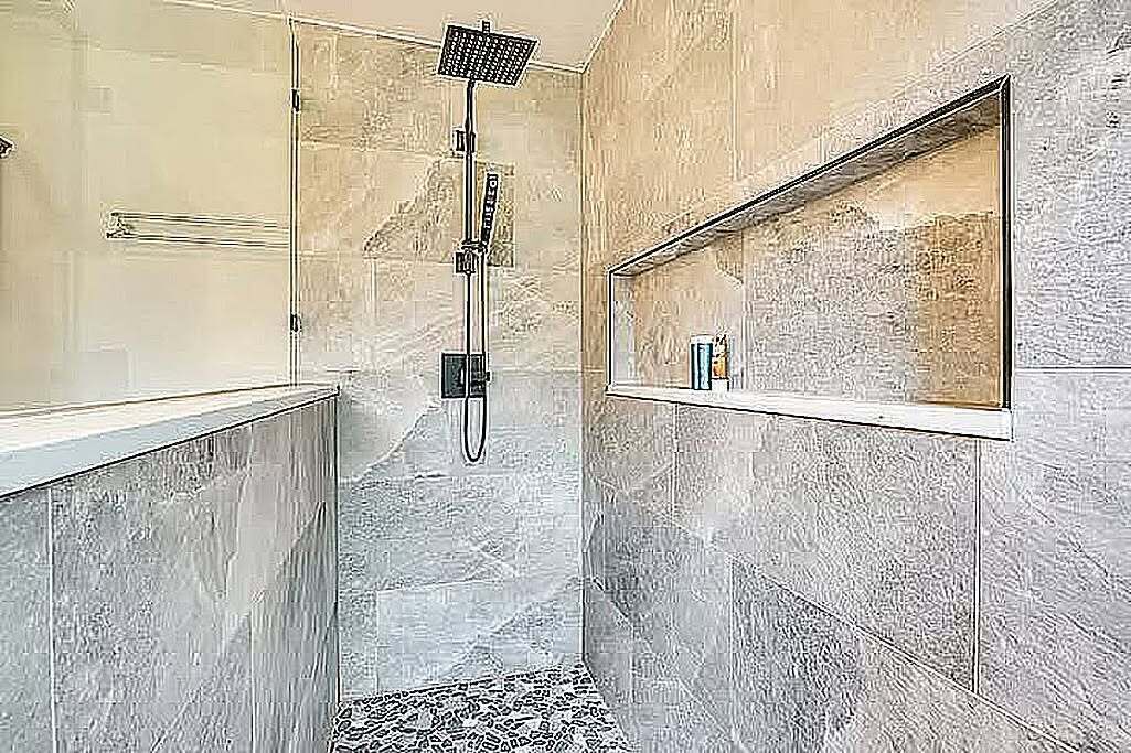 Photo of Bathroom in Fountain