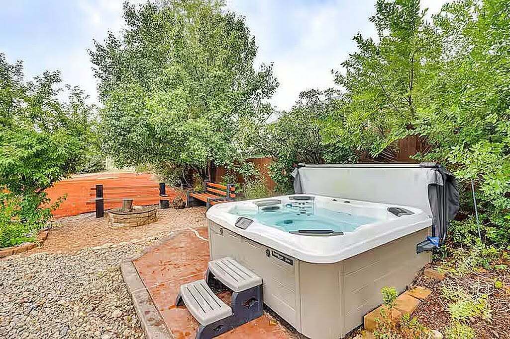 Photo of Outdoor in Fountain