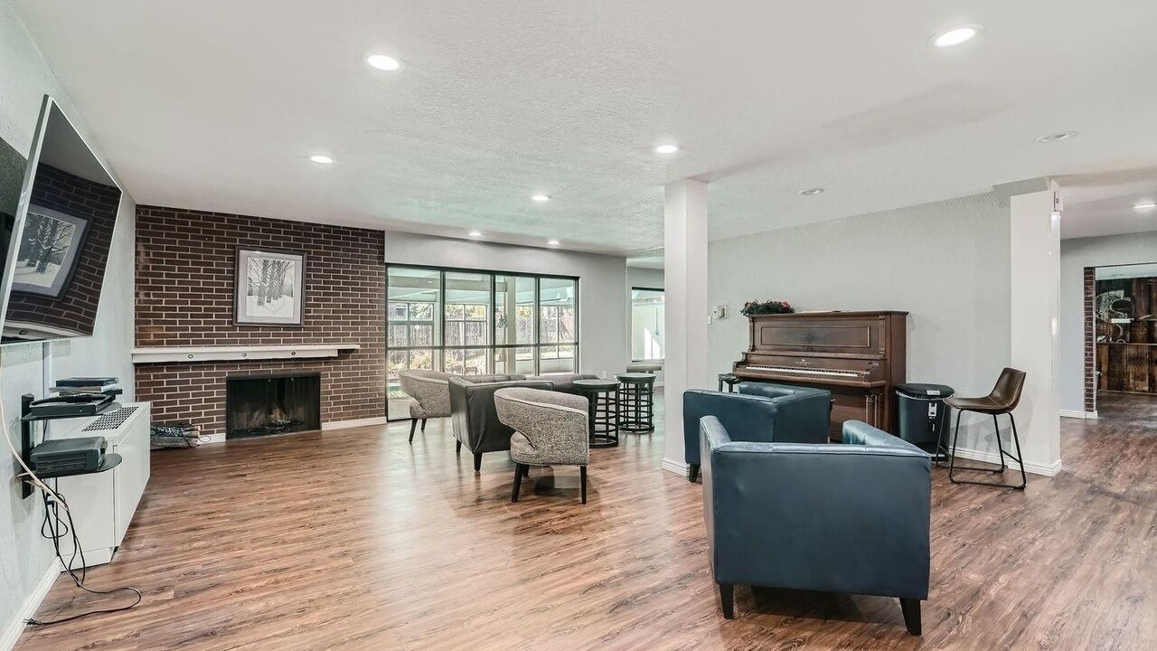 Photo of Livingroom in Whittier