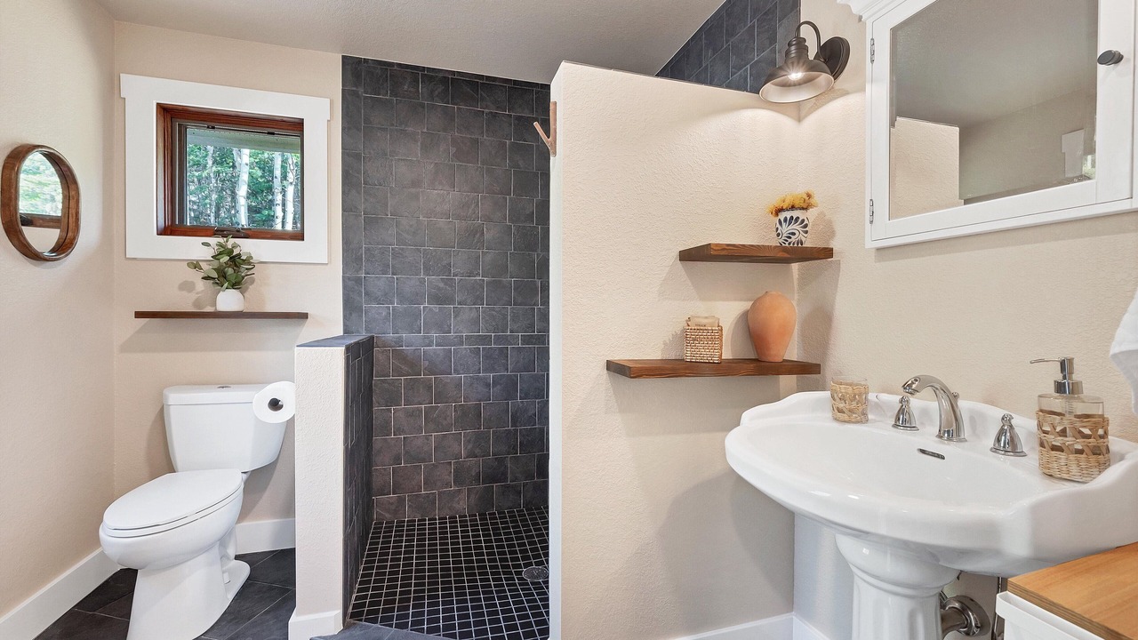 Photo of Bathroom in Idaho Springs