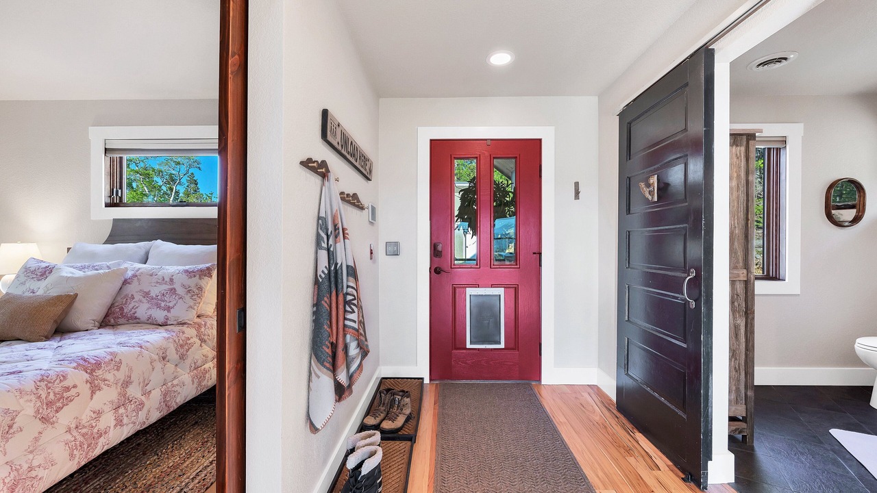 Photo of Bedroom in Idaho Springs
