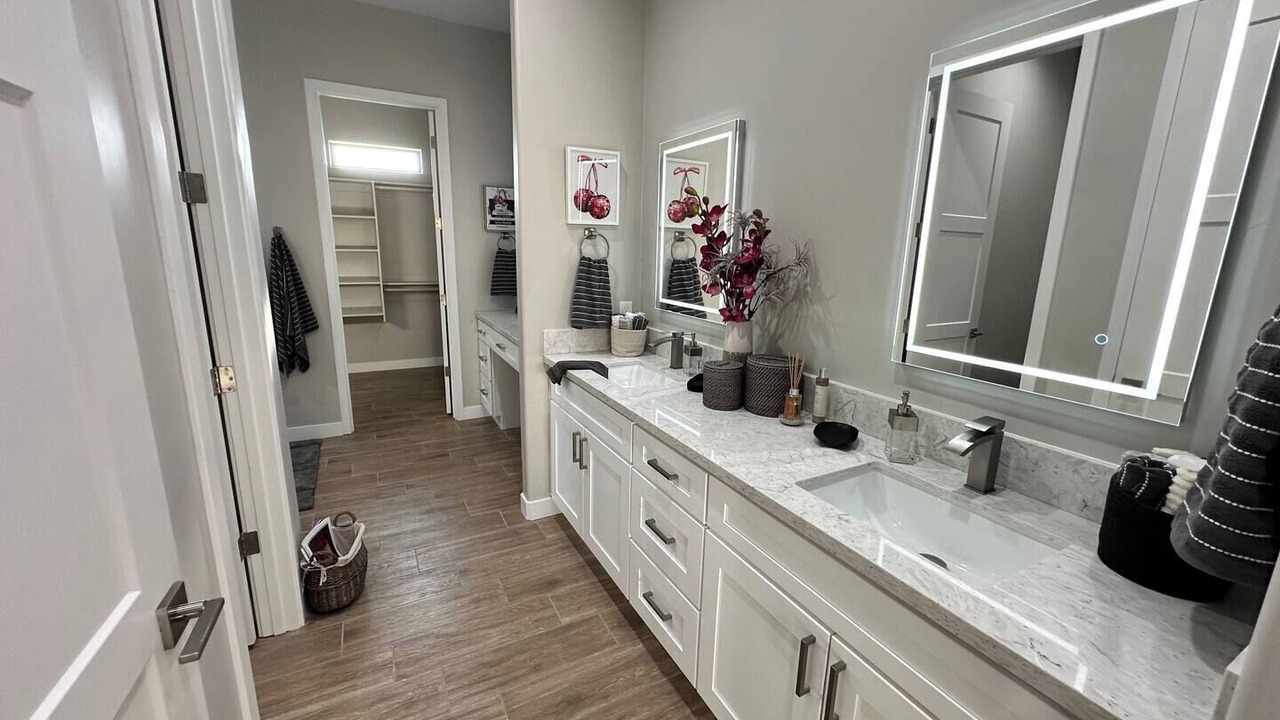 Photo of Bathroom in Bullhead City
